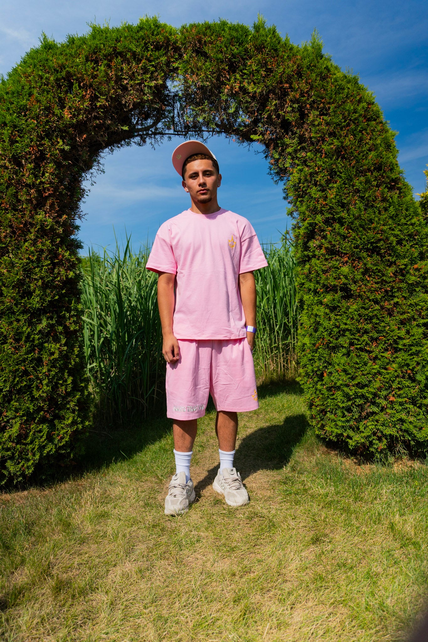 Always trust God ( pink )