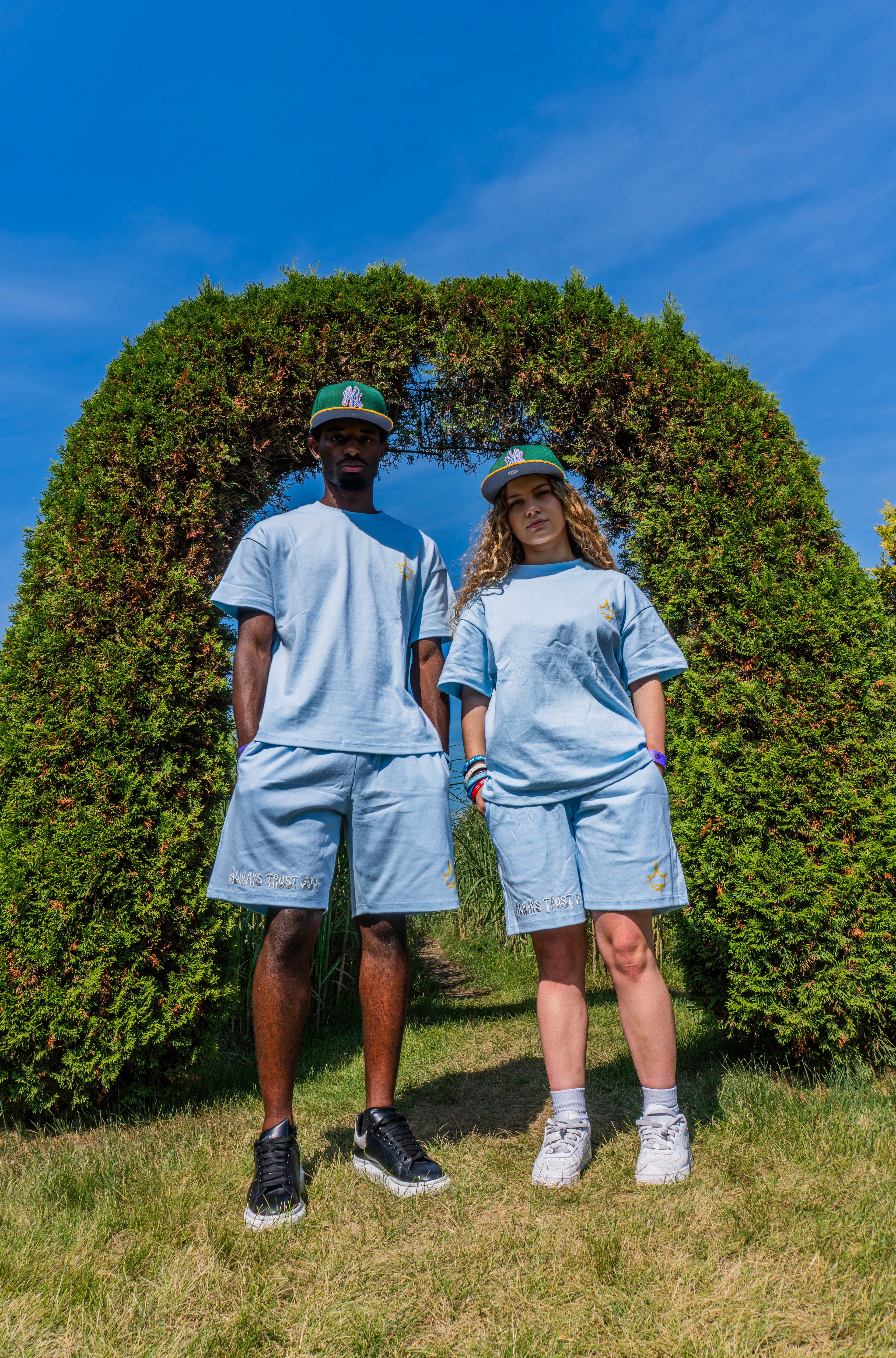 Always trust God ( blue )