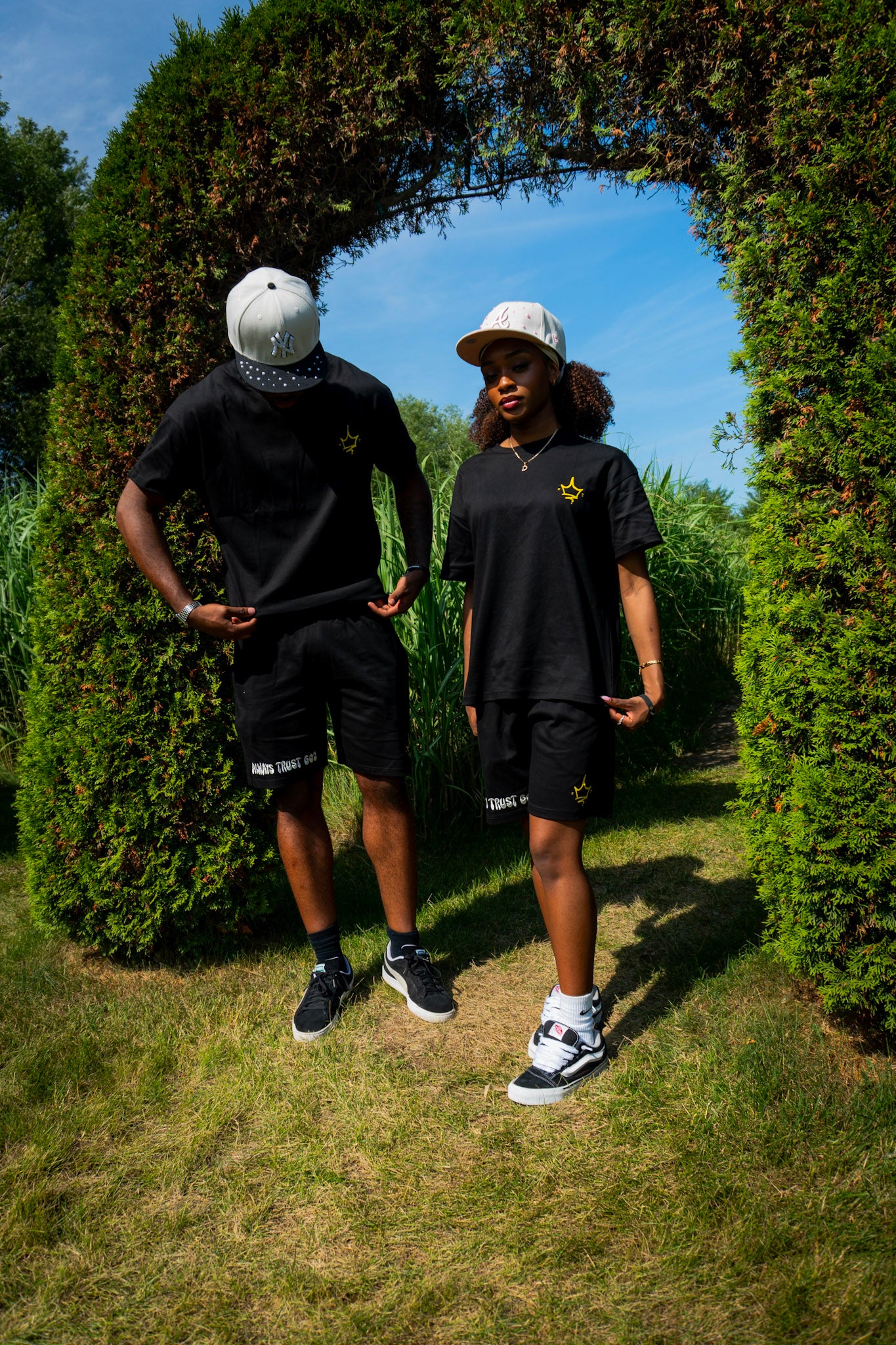 Always trust God (  black )